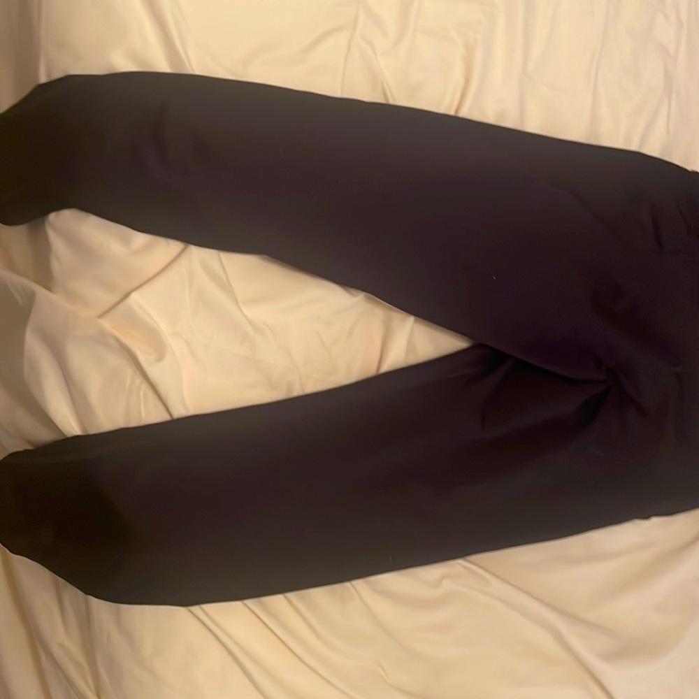 Black leggings no tags and size 8